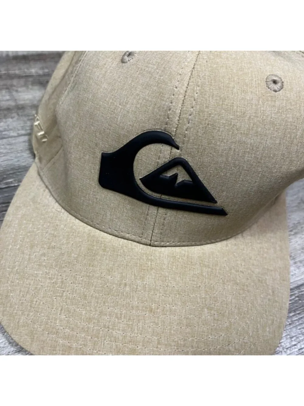 Quicksilver Graphic Embroidered FlexFit Fitted Flat Round Bill Hat Sand One Size